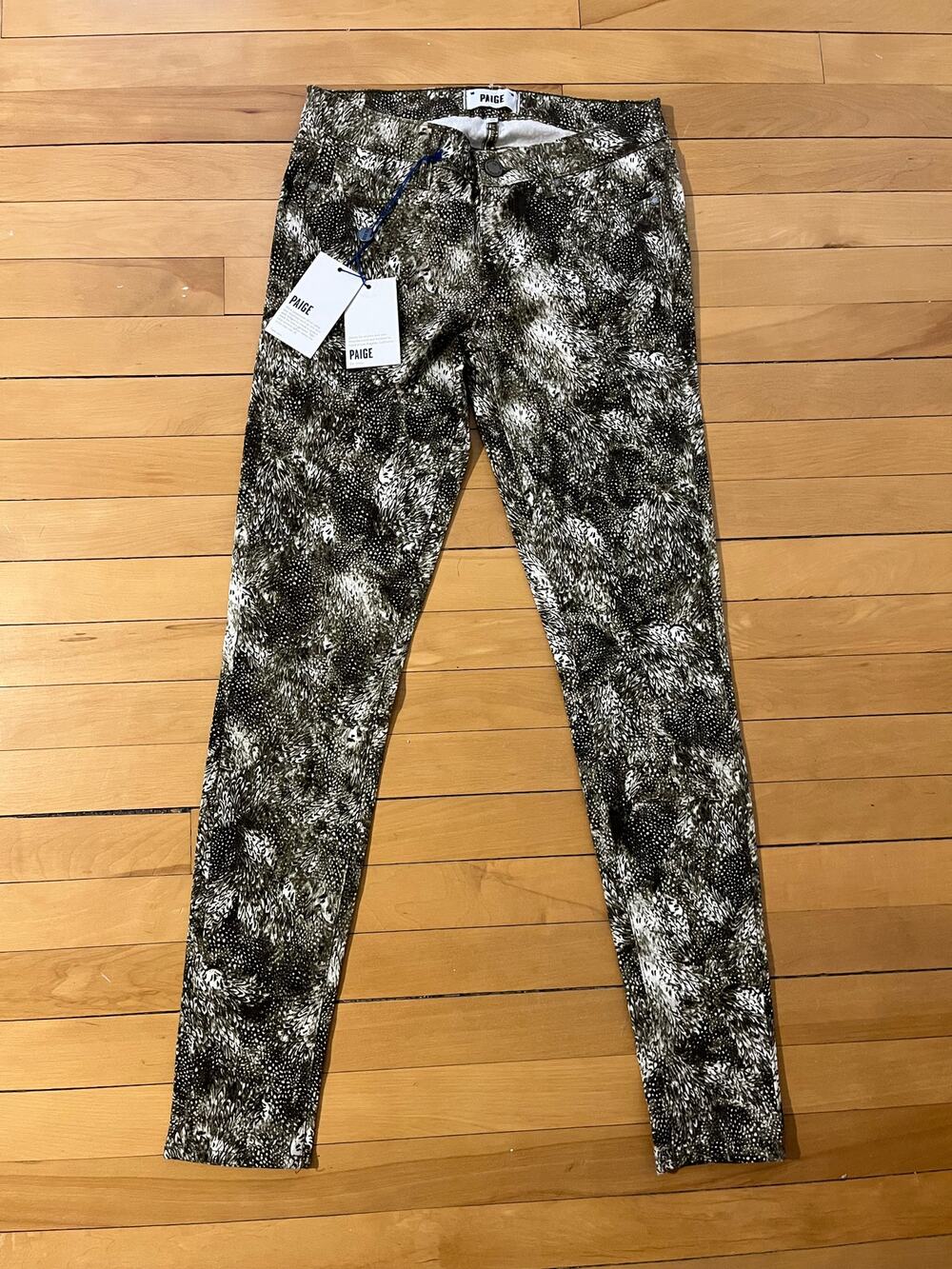 🔥 NWT Paige Verdugo Ultra Skinny Jeans Feather Print Maximalist Sx 28